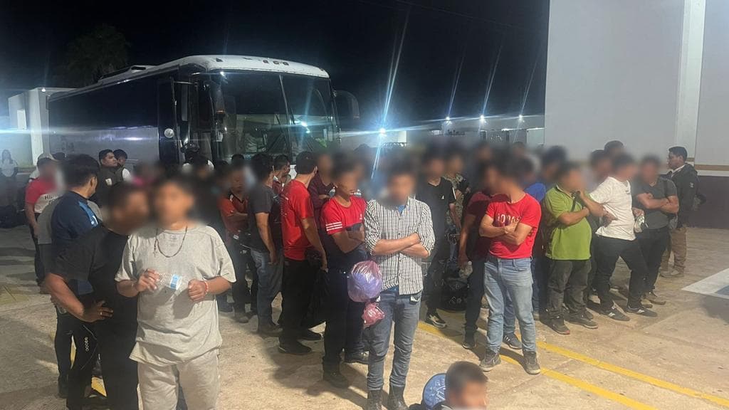Rescatan a 182 migrantes en Veracruz 
