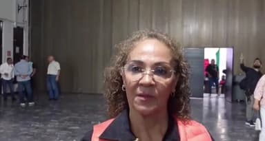 ImagenQuiere líder parlamentaria de MC en Tabasco también dirigencia