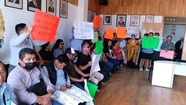 Imagen"Cobran piso" funcionarios de San Cristóbal de las Casas