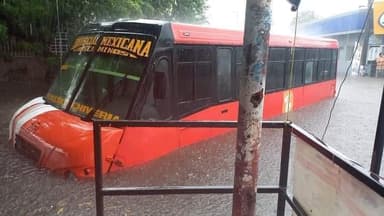 ImagenAnegaciones y socavones deja lluvia en Veracruz y Boca del Río