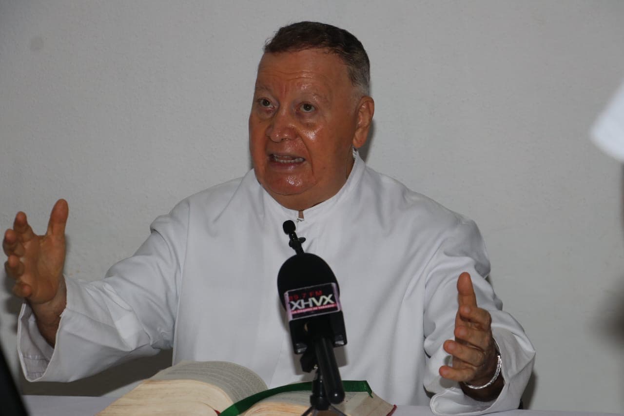 Aspiracionismo se combate con valores: Iglesia