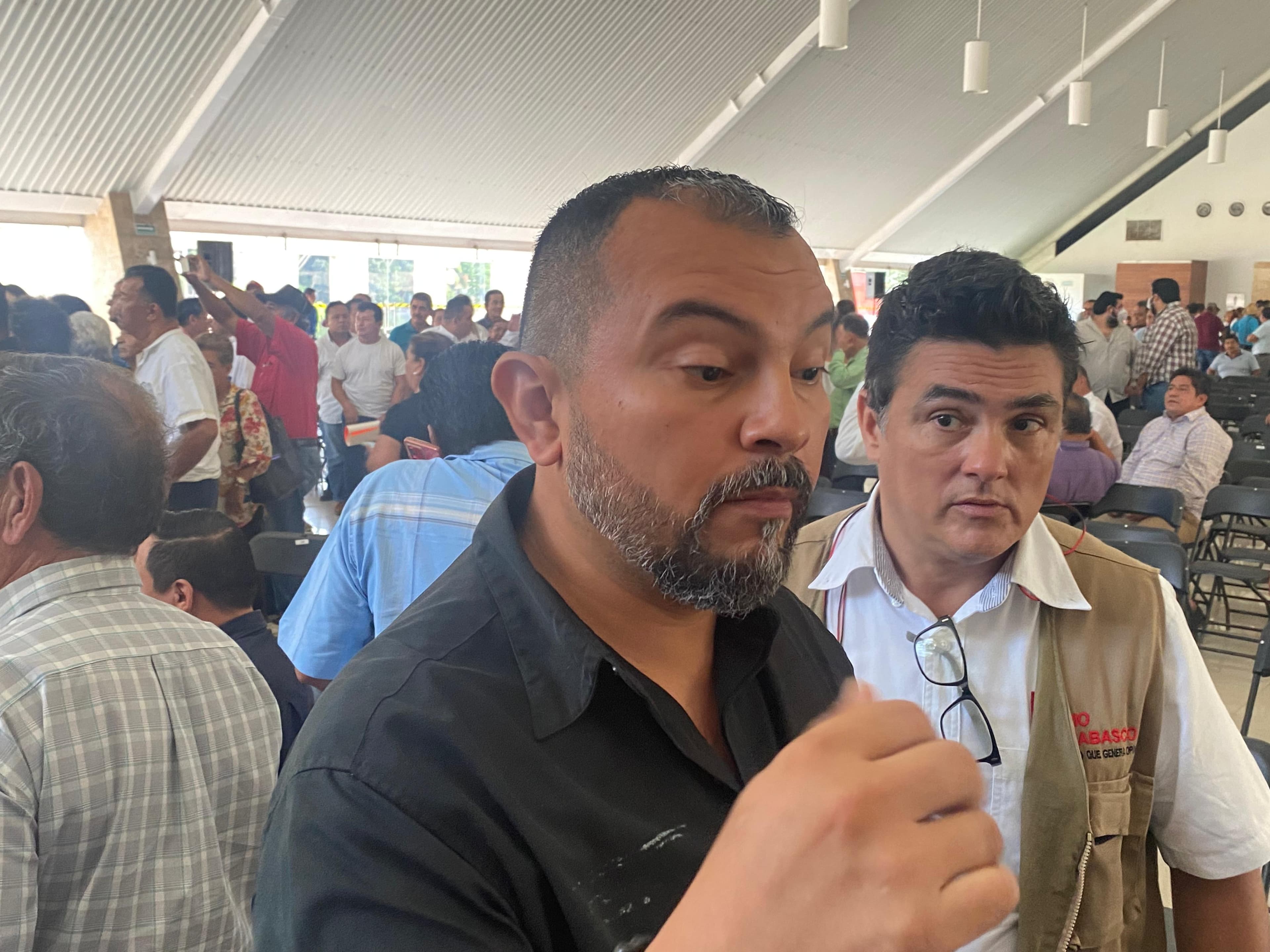 Operan 10 grúas piratas en Tabasco