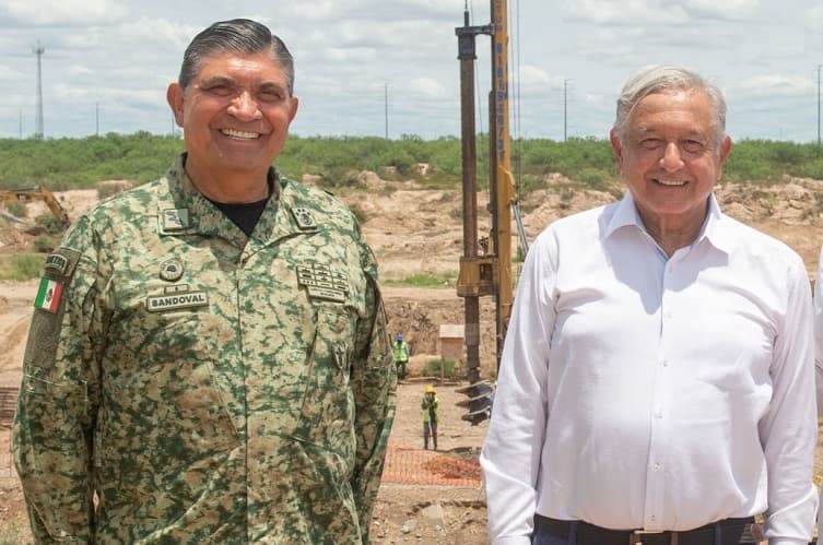 Entrega Sedena contrato millonario bajo sospecha