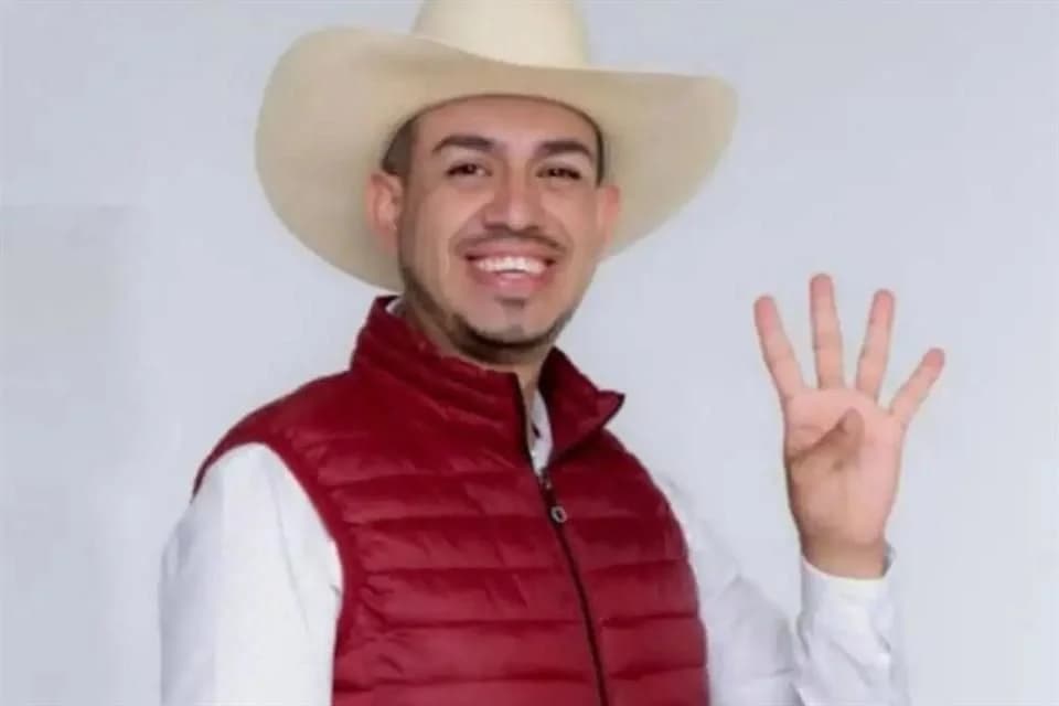 Decomisan arsenal y droga a edil de Morena en Puebla