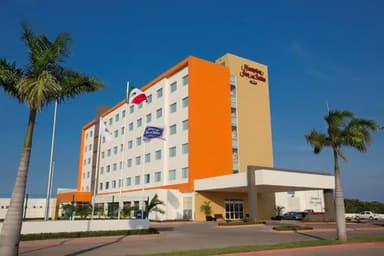 ImagenDeja crisis de Pemex hoteles vacíos en Tabasco