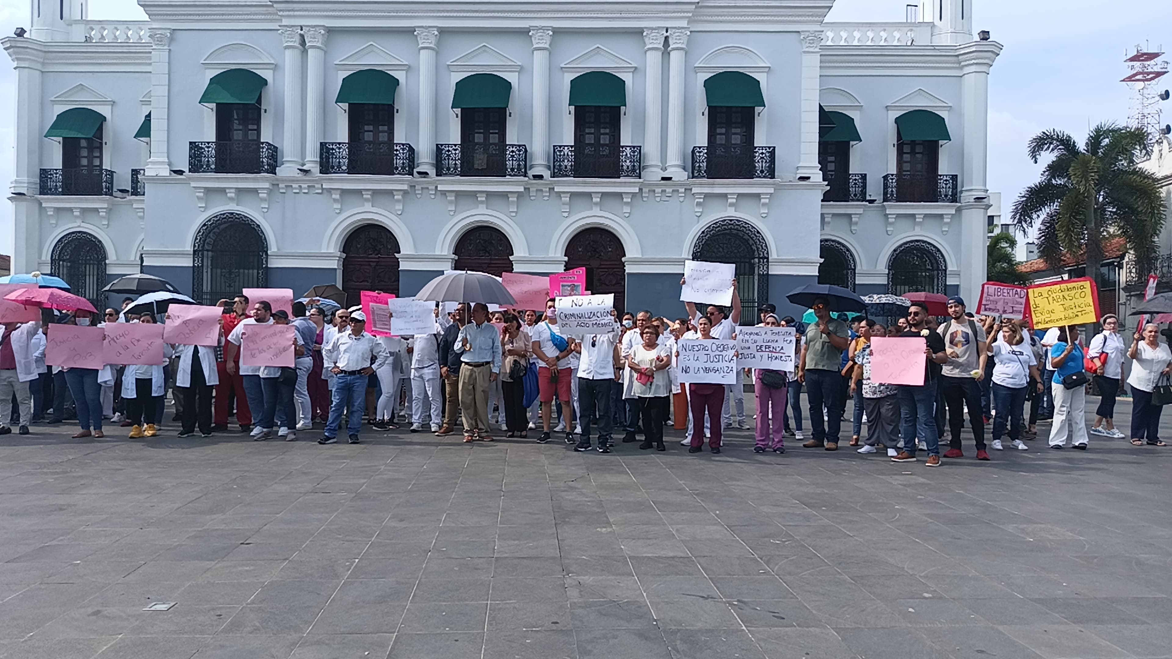 Piden liberación de doctora Teresita de Jesús "N"
