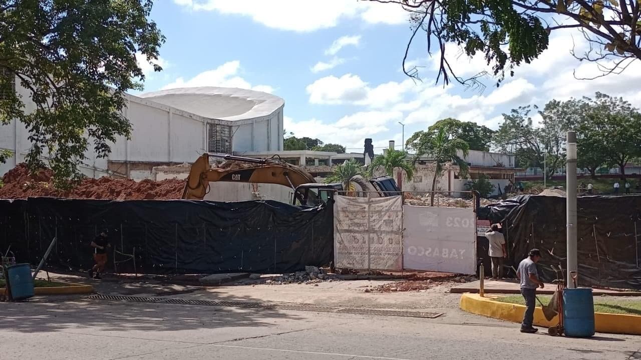 Olvida Gobierno rescate del Palacio de los Deportes, se quejan deportistas