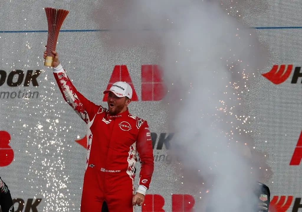 Gana Oliver Rowland de Nissan, e-Prix de la Ciudad de México