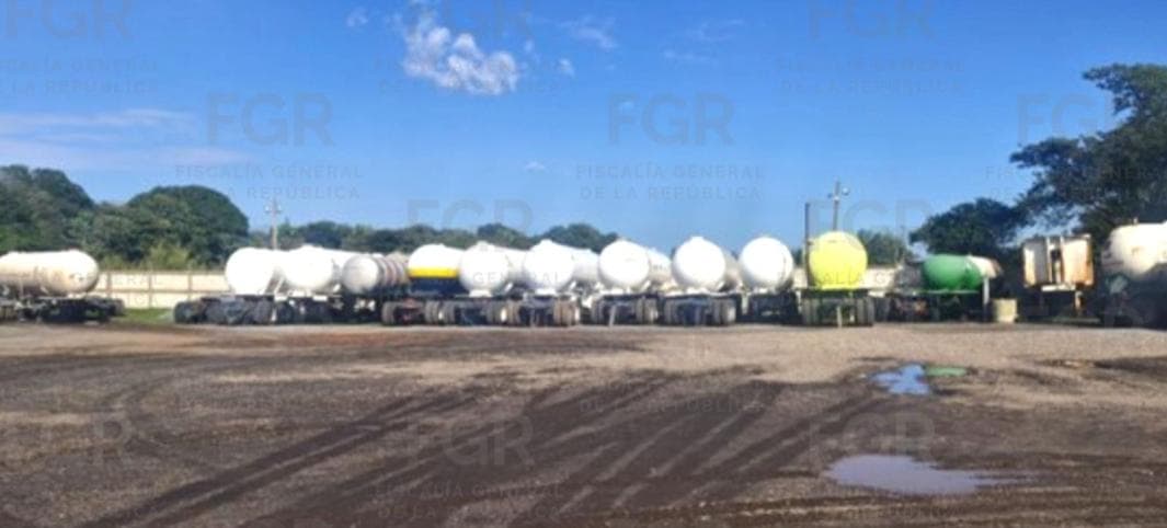 Aseguran 82 mil litros de "Huachicol" en sur de Veracruz