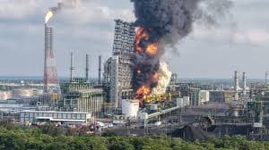 Paraíso píde a Pemex evaluar calidad del aire tras incendio en refinería Olmeca