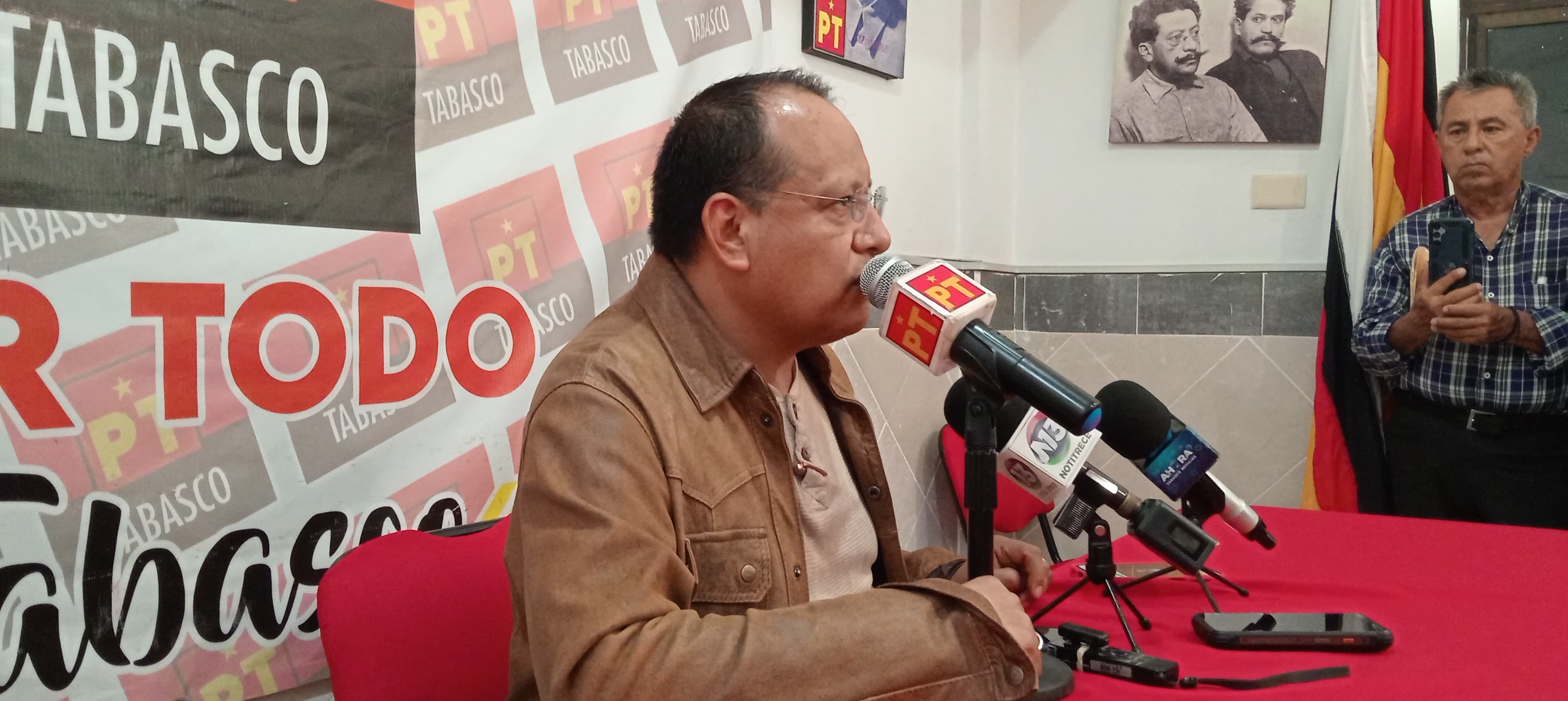 Prefirieron petistas al partido antes que el deber