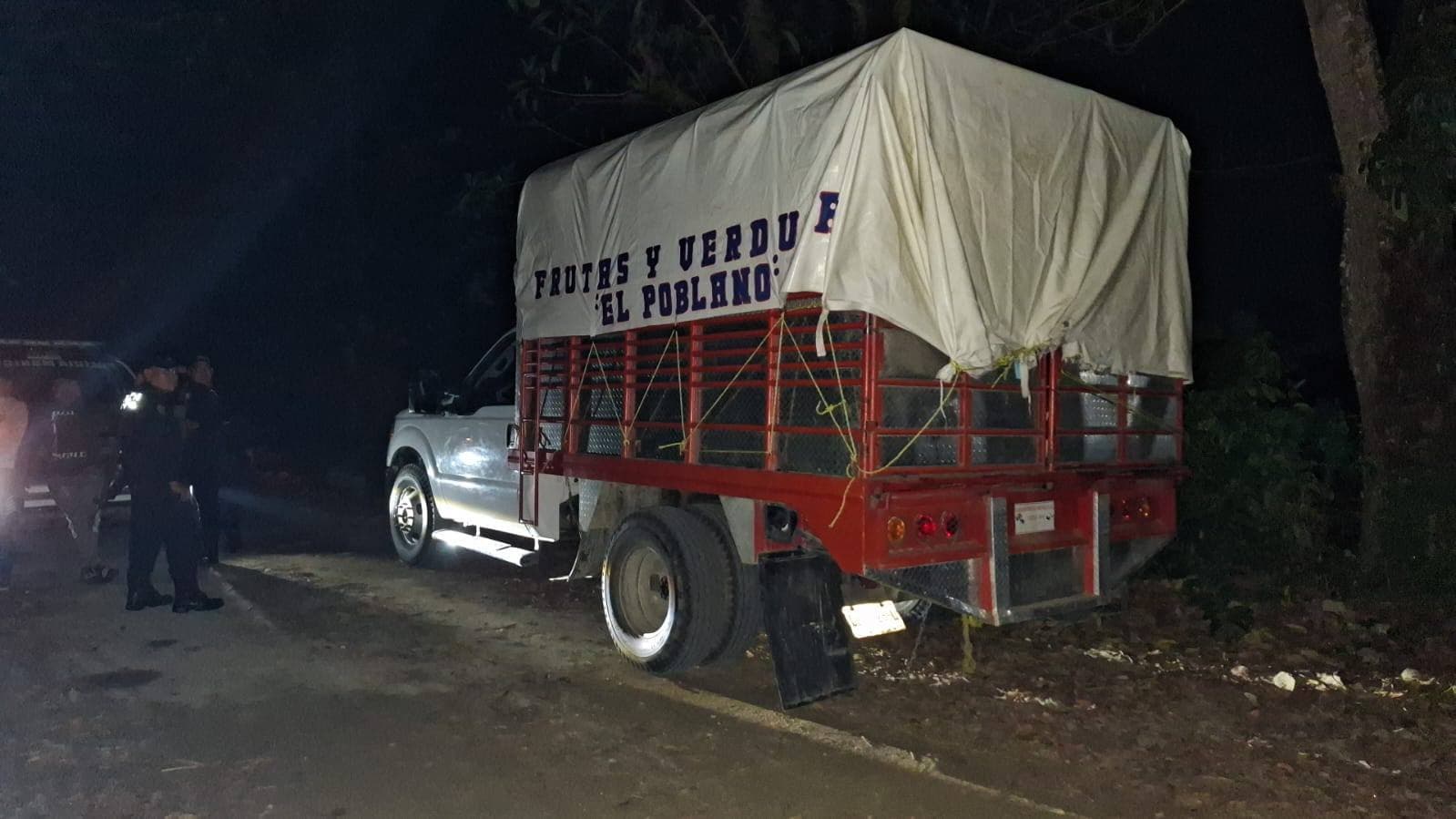 Rescatan a 50 migrantes en Huixtla