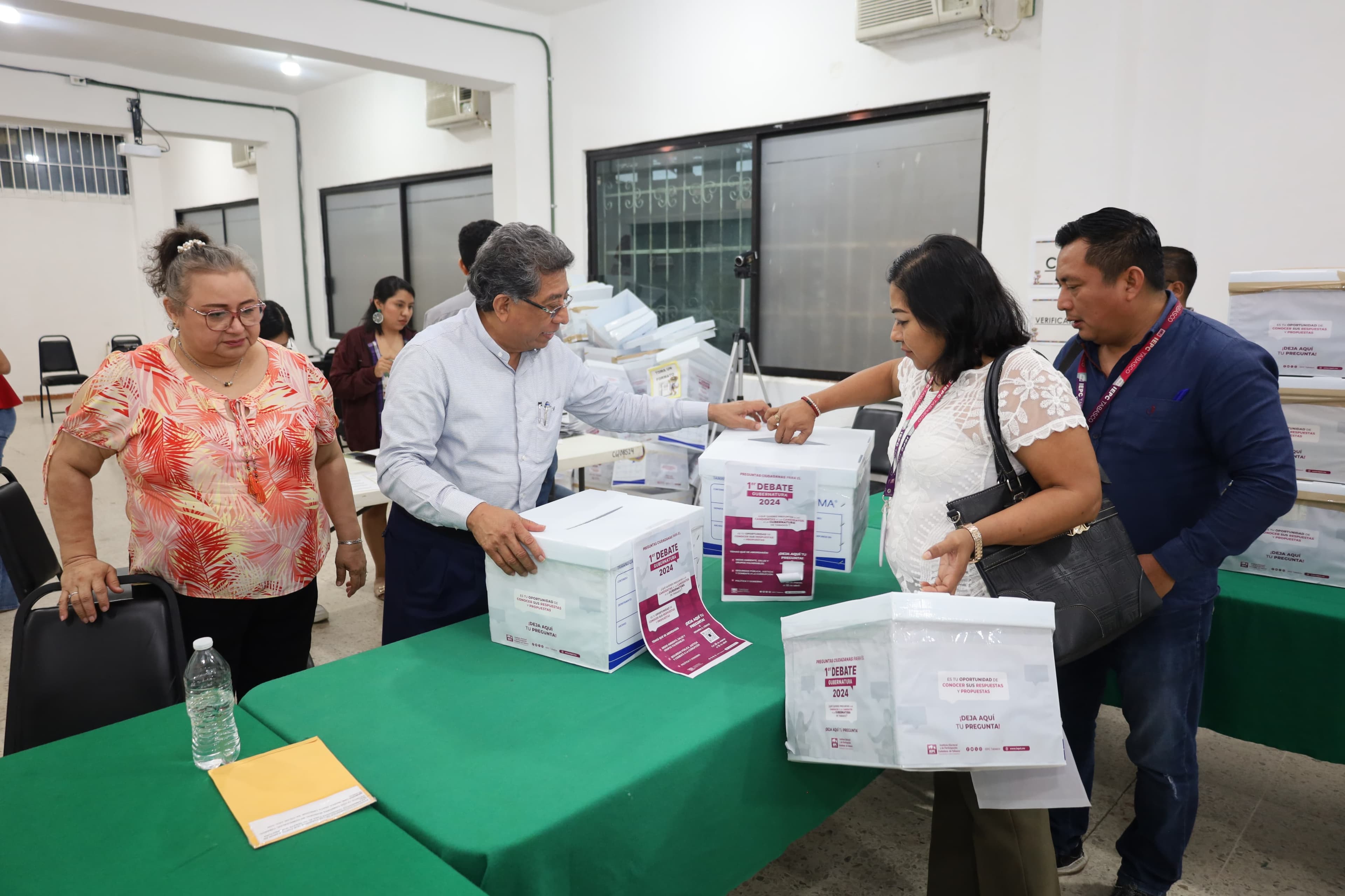 Tienen tabasqueños 3 mil 500 preguntas