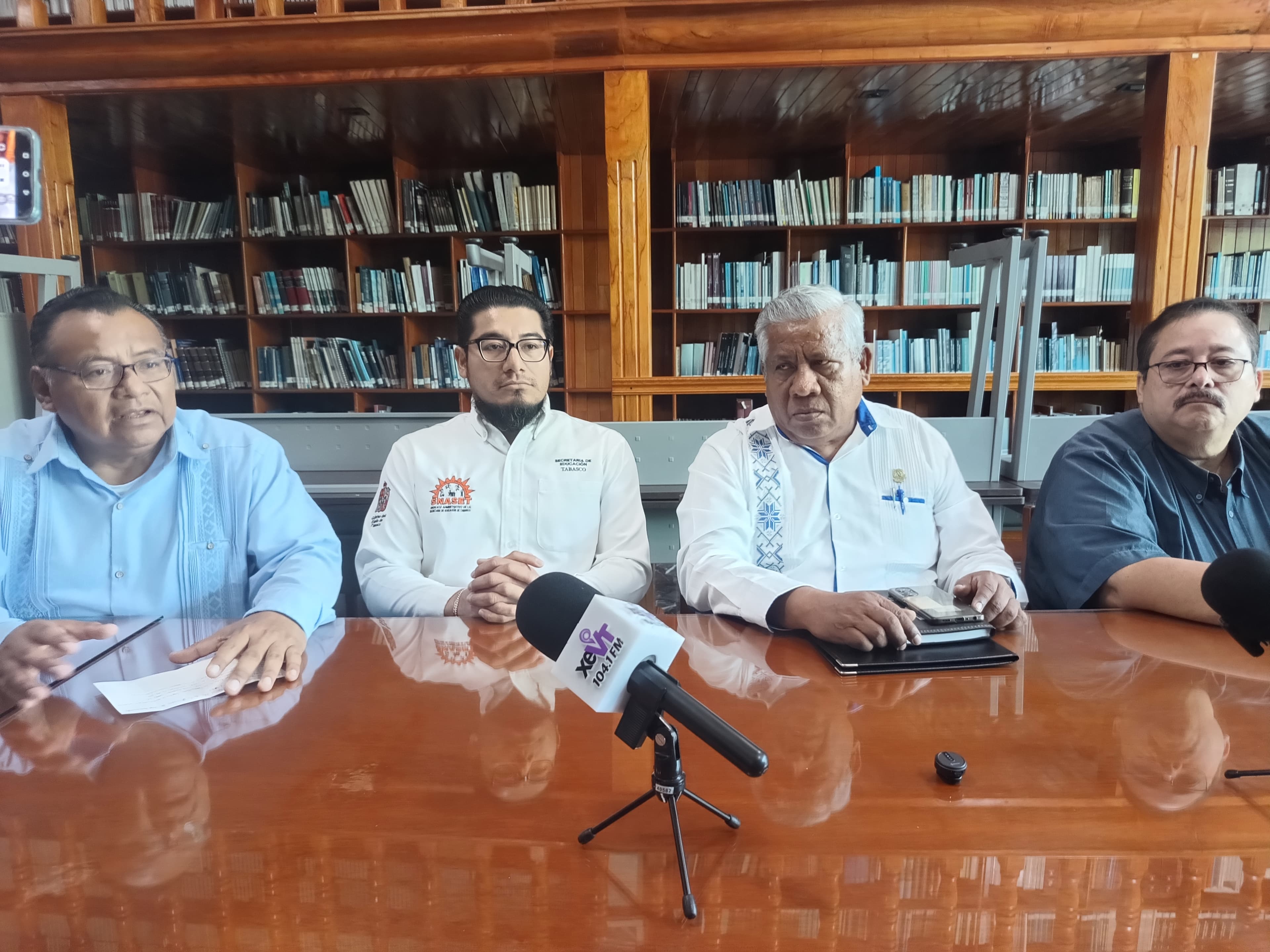 Aplaza Congreso modificaciones a Ley ISSET