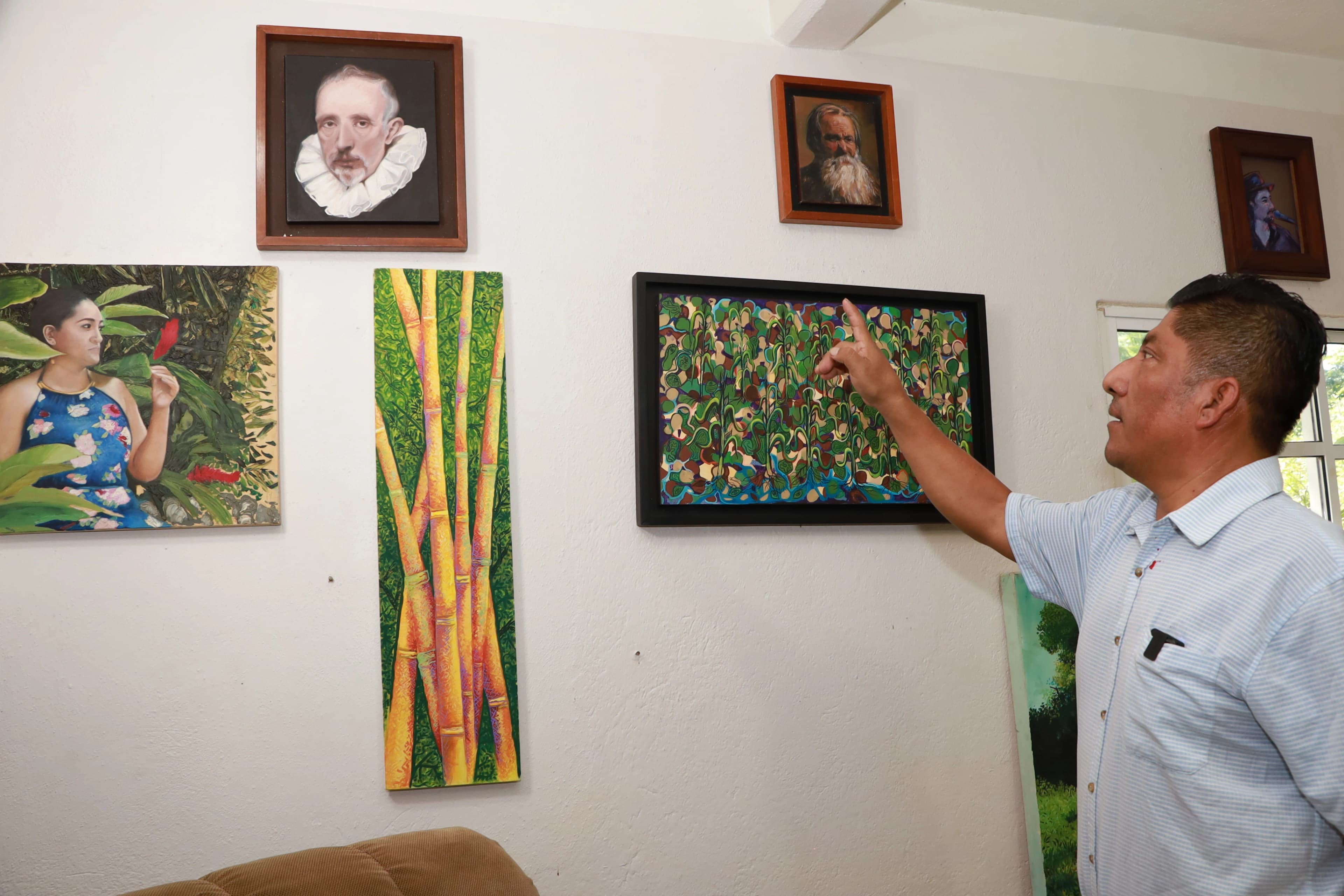 Aquí en Tabasco ni los ven, pero en EU los aplauden