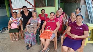 ImagenDiscriminan a parteras en el CESSA Buenavista zona Yokot'an