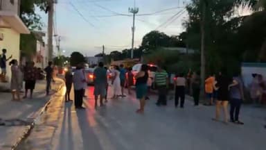 ImagenBloquean calles en Campeche por falta de luz 