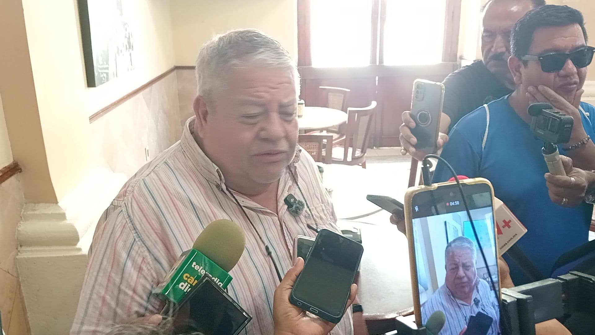 Pide senador de Morena no retener a inconformes en Veracruz