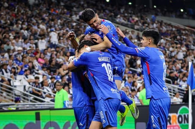 ¡Cruz Azul! Nuevo Líder en solitario