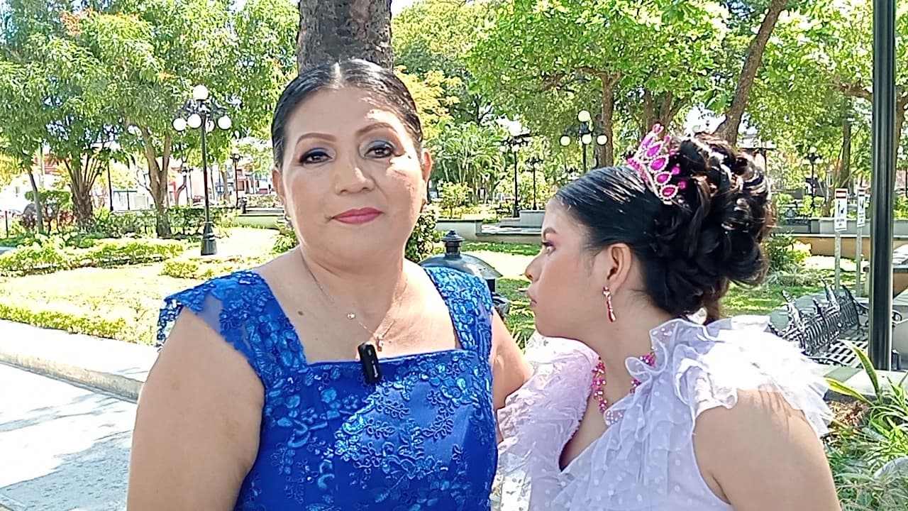 Cumplen sueño a quinceañera de condiciones especiales 