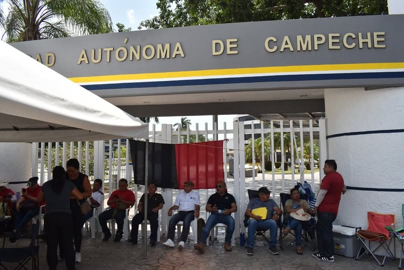Emplazan a huelga a Universidad de Campeche por incumplir acuerdos 