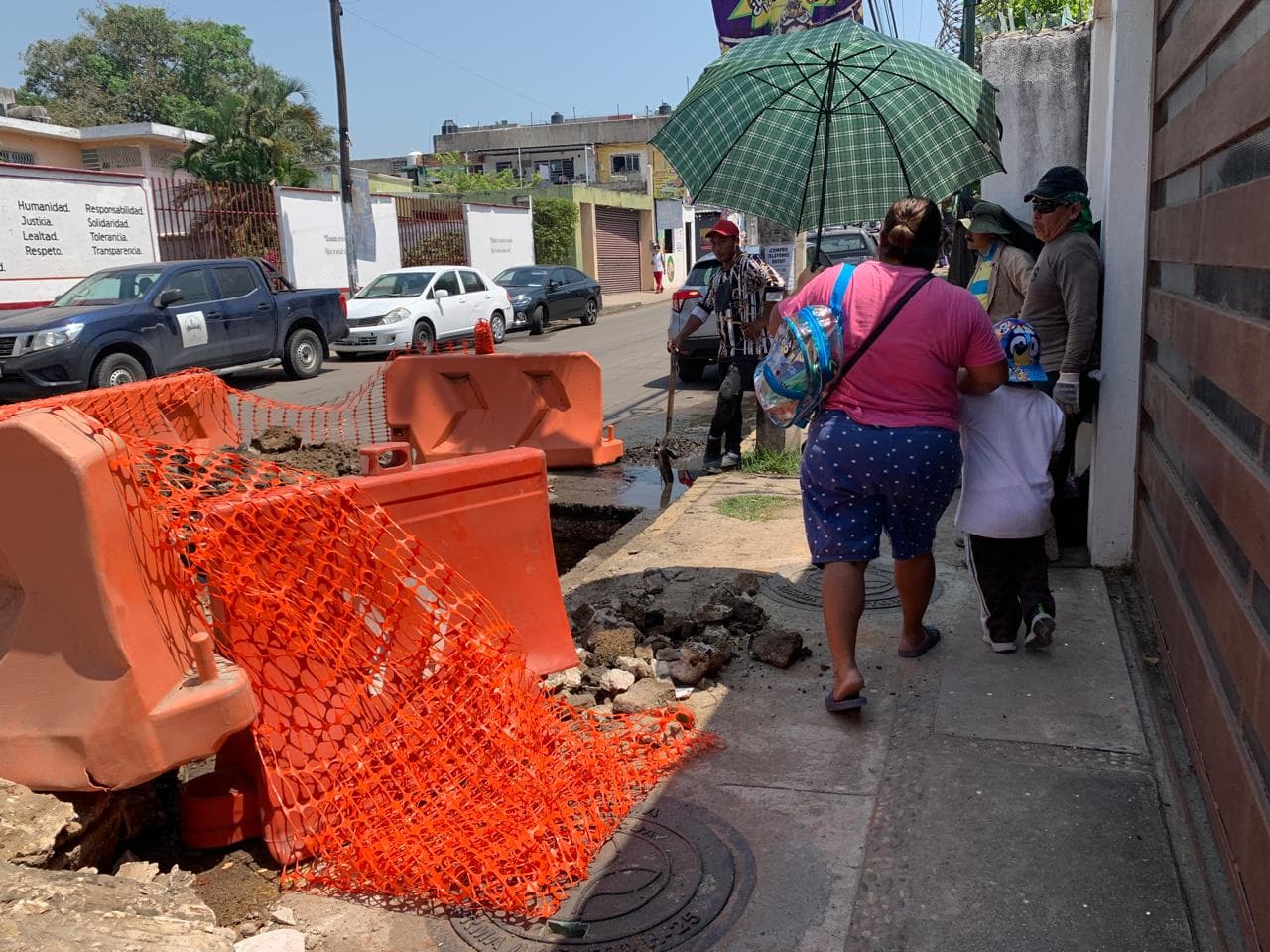 Inician arreglos de 'alcantarilla mortal' 