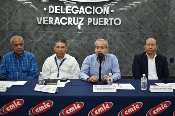 Constructores hacen alianza con CFE para desarrollo del sector 