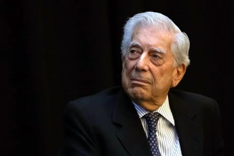 Fallece Mario Vargas Llosa; luto en las letras