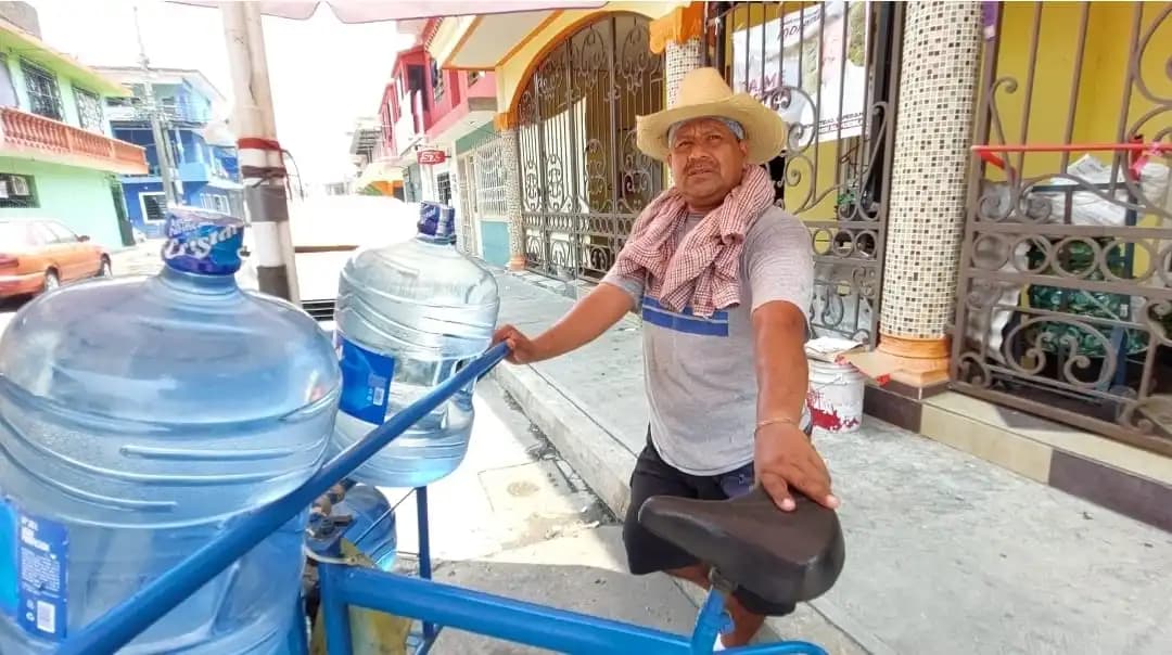 Trabajar al Sol, una odisea en Tabasco