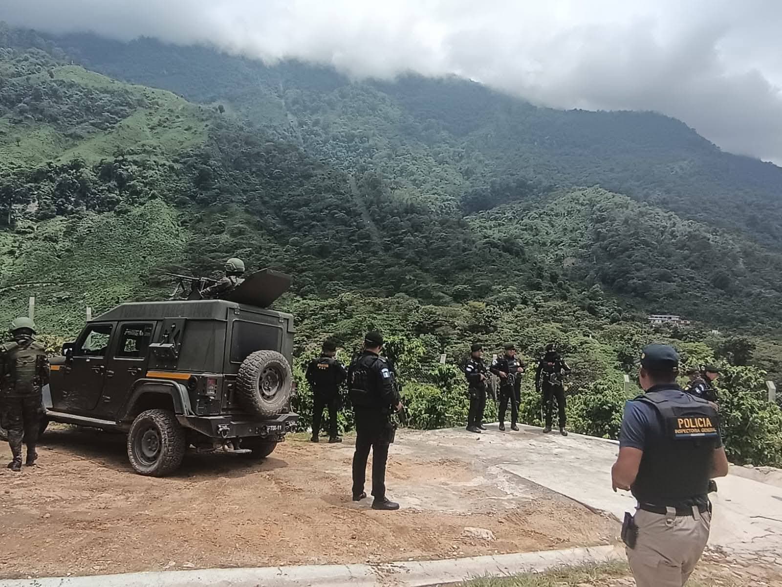 Guatemala blinda frontera con Chiapas