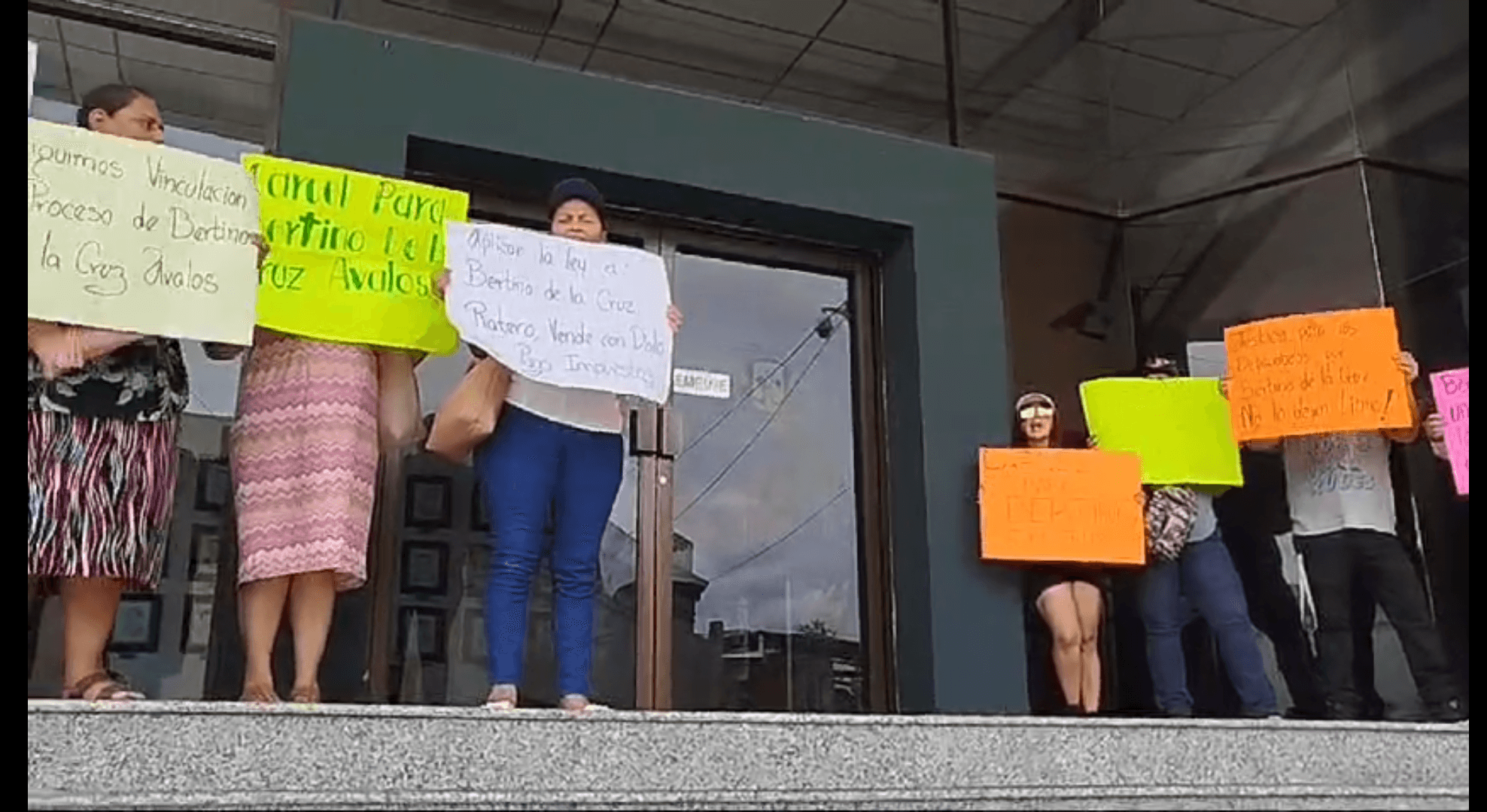 Exigen castigo para defraudador