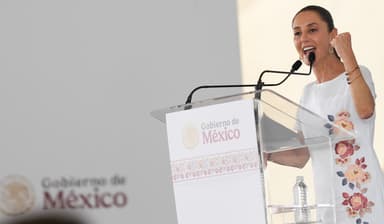 ImagenSheinbaum asegura que críticas la "fortalecen"