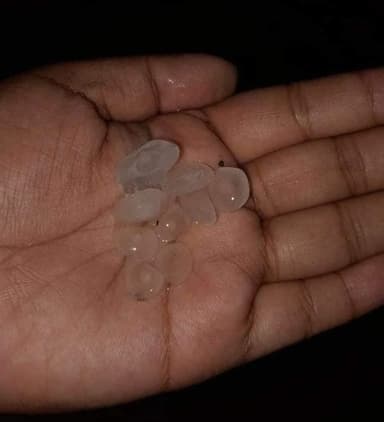 ImagenCae granizo en Champotón y lluvia moderada