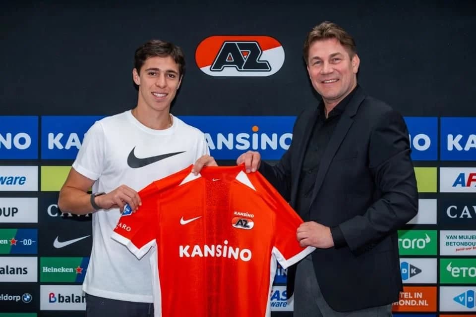 Mateo Chávez firma con el AZ Alkmaar de Países Bajos