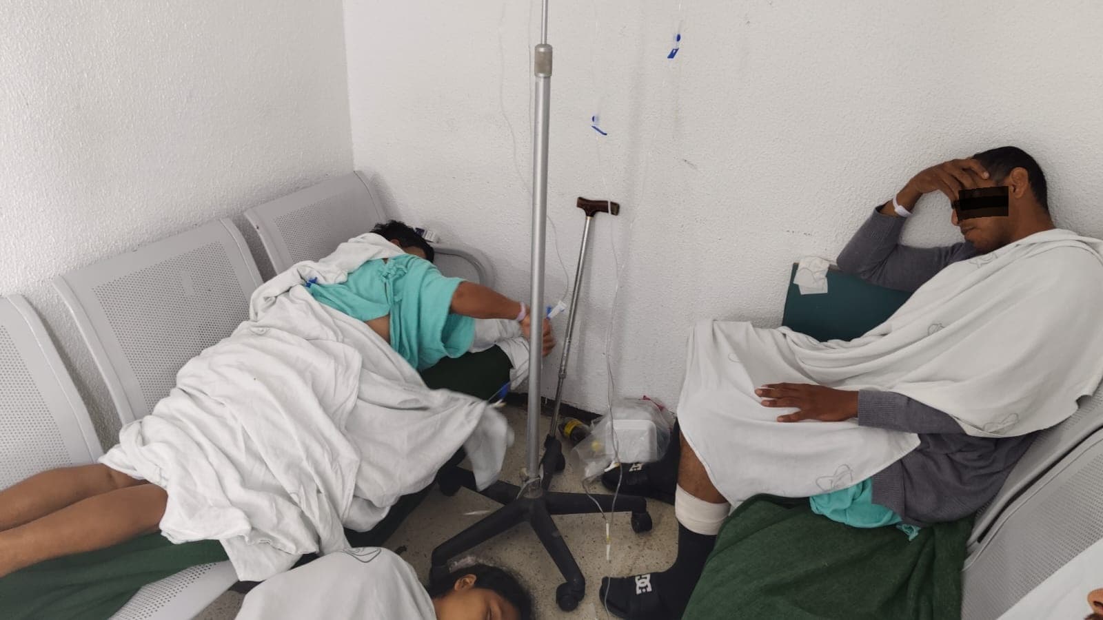Denuncian saturación en el IMSS clínica 3 en Cancún