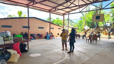 ImagenHuyen familias de Chiapas a Guatemala por violencia
