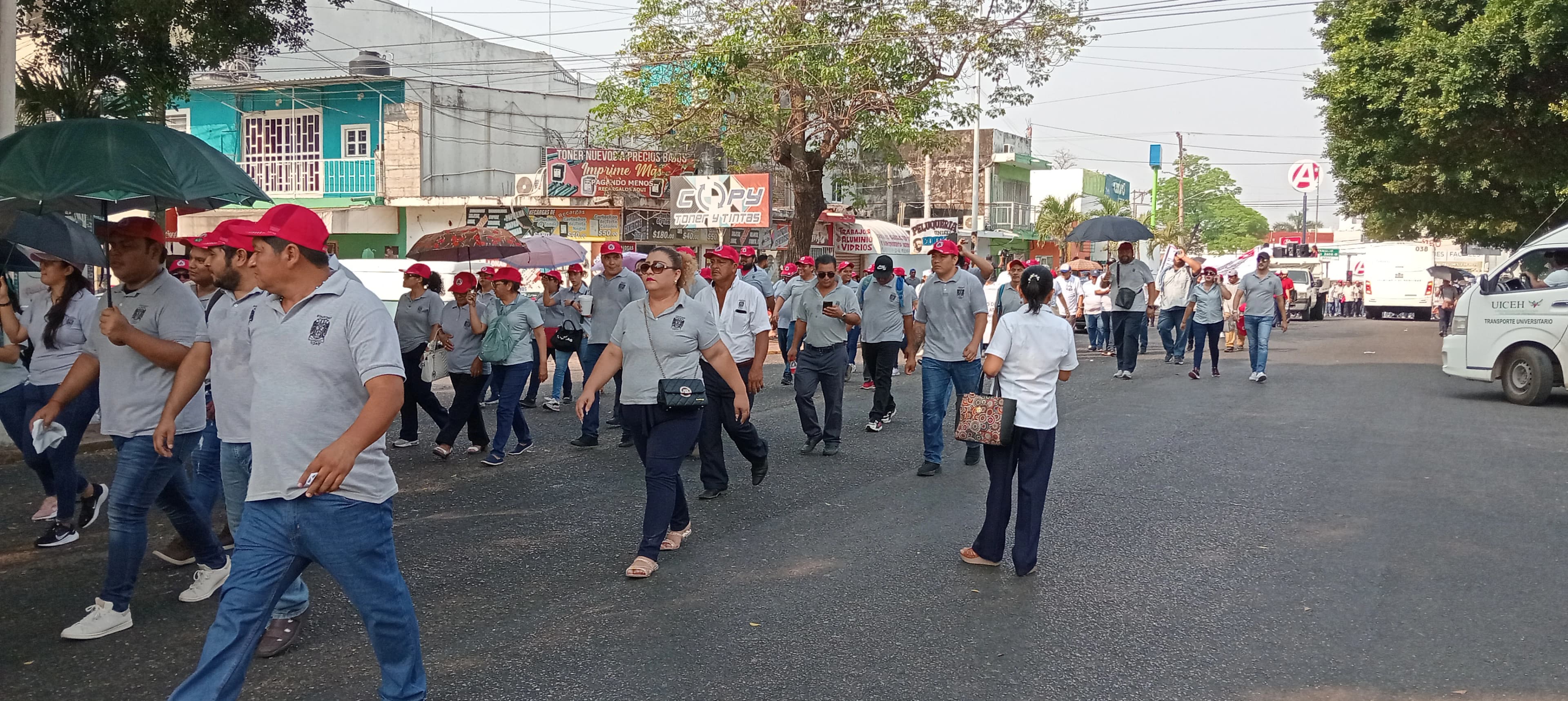 Piden sindicatos mejores salarios