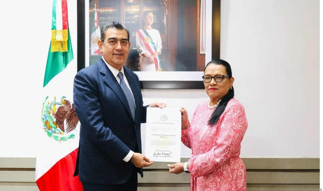 Asume Sergio Salomón INM tras salida de Garduño