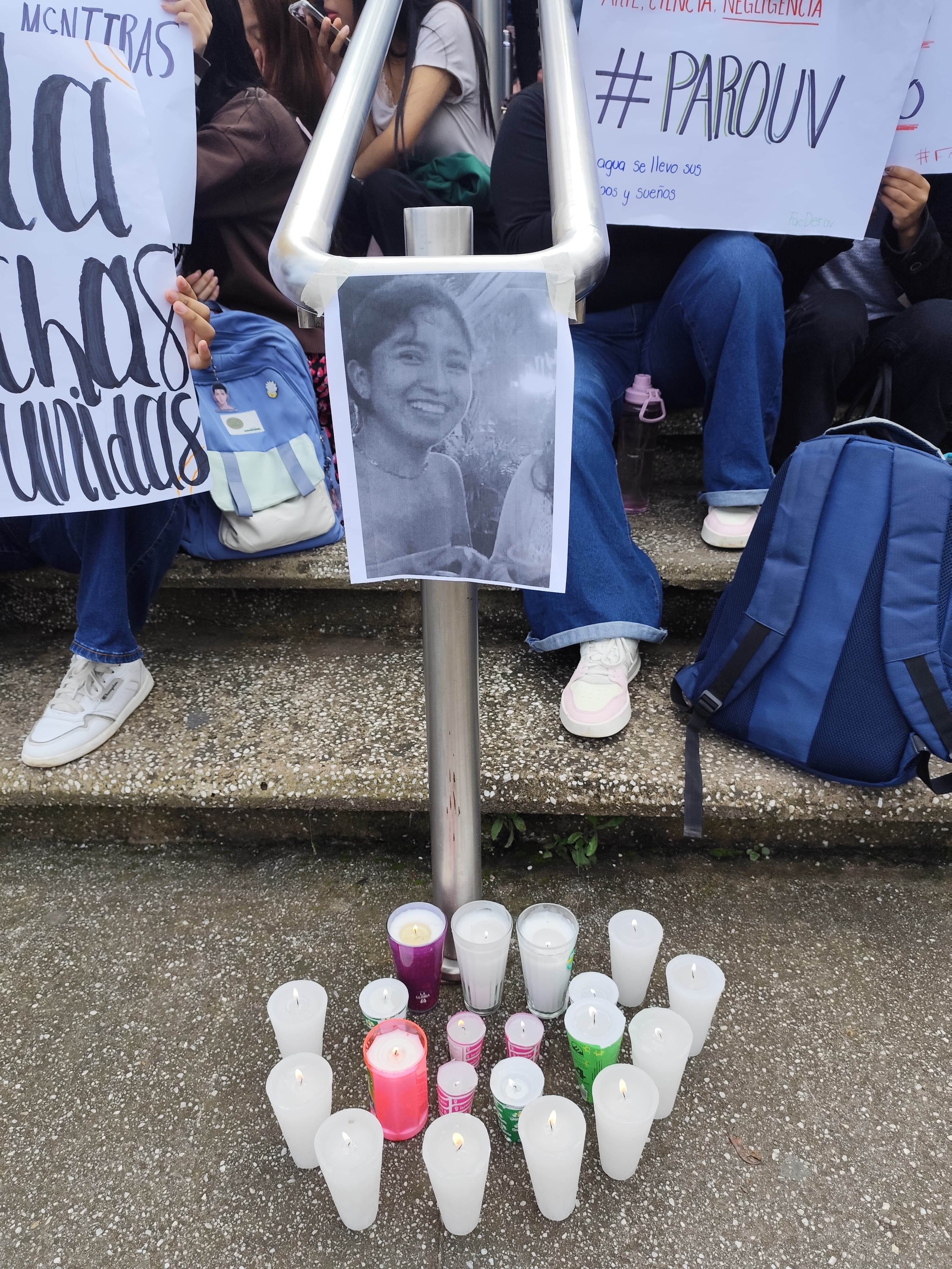 Estudiantes de la Universidad Veracruzana exigen información sobre compañeros desaparecidos