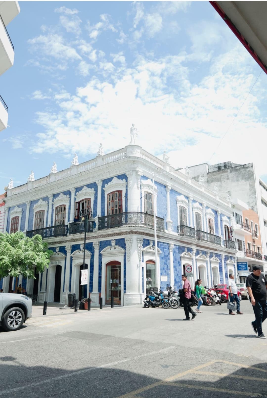 Exponen archivo histórico de Gutiérrez Eskildsen en Casa de los Azulejos