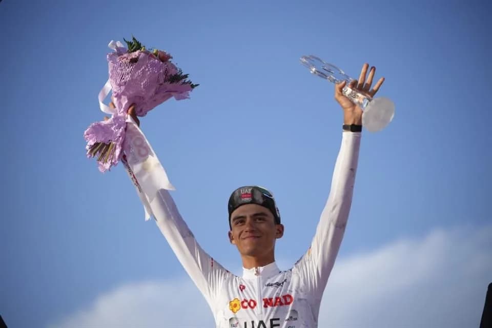 Isaac Del Toro termina un Giro de Italia de ensueño
