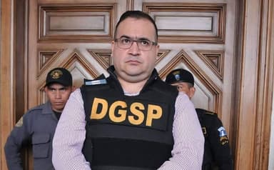 ImagenSabadazo a Javier Duarte libra proceso por desaparición forzada