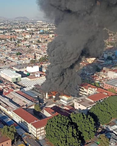 ImagenImpactan imágenes de incendio en Tepito