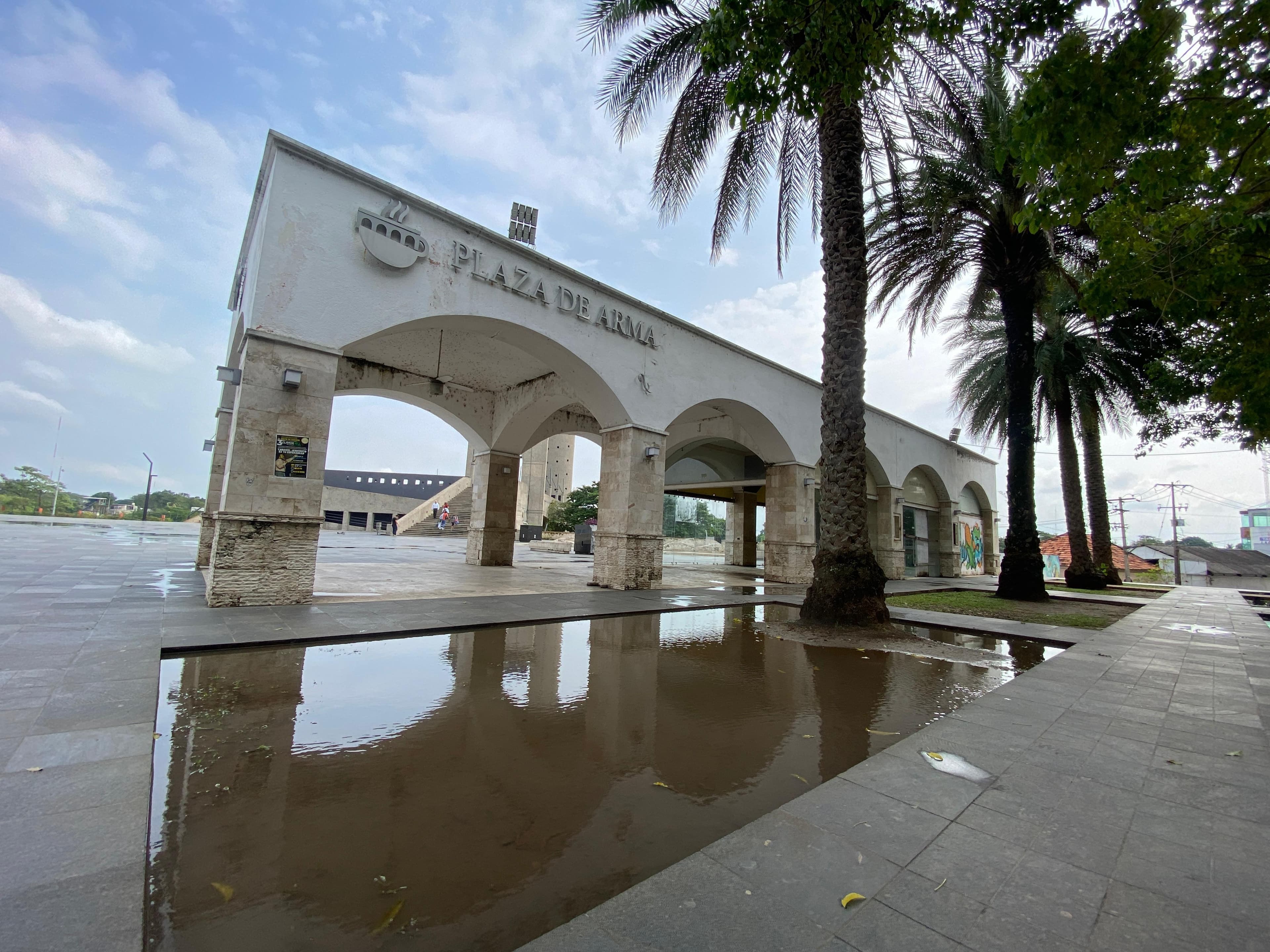 Nostalgia y olvido en Plaza de Armas