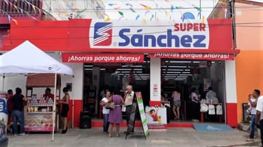 ImagenRebasan a Súper Sánchez retiros en efectivo de burócratas