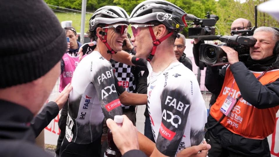 Mexicano Isaac del Toro llega segundo en 7a. etapa del Giro de Italia