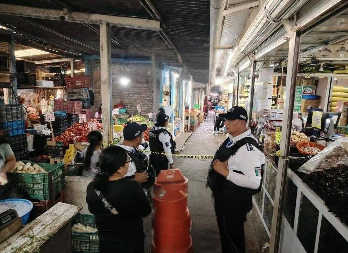 Estallan aparatos explosivos en mercado de Orizaba en Veracruz 