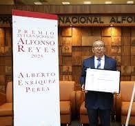 Recibe Alberto Enríquez Perea Premio “Alfonso Reyes” 2024