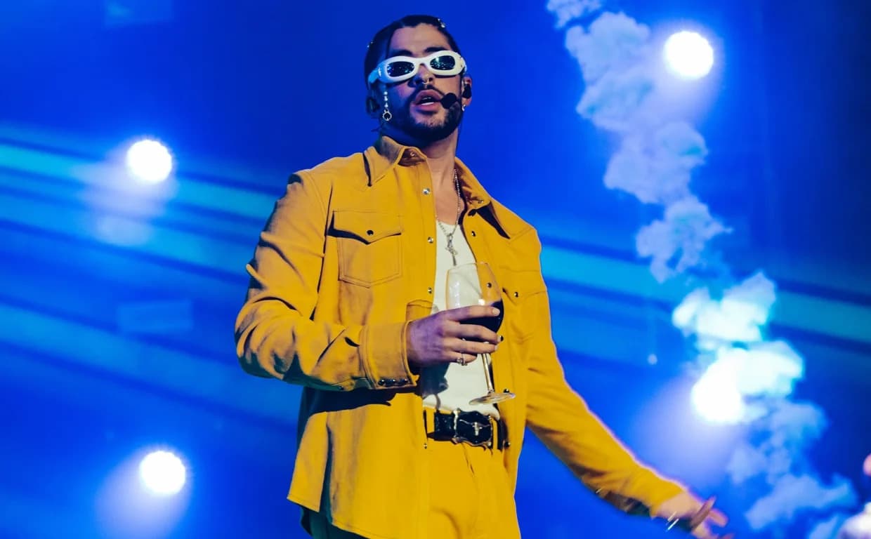 Canción de Bad Bunny transmuta a...¡himno de resistencia! 