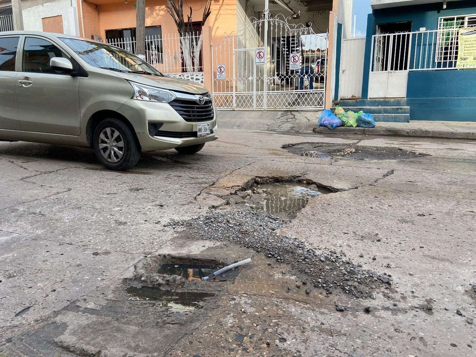 ¡Precaución! Este fin hay bacheo en calles y caminos de Centro